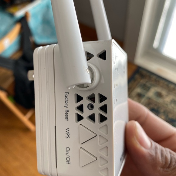 Used Netgear AC1750 Wi-Fi extender for sale!!!🚨🚨 - Picture 2 of 4